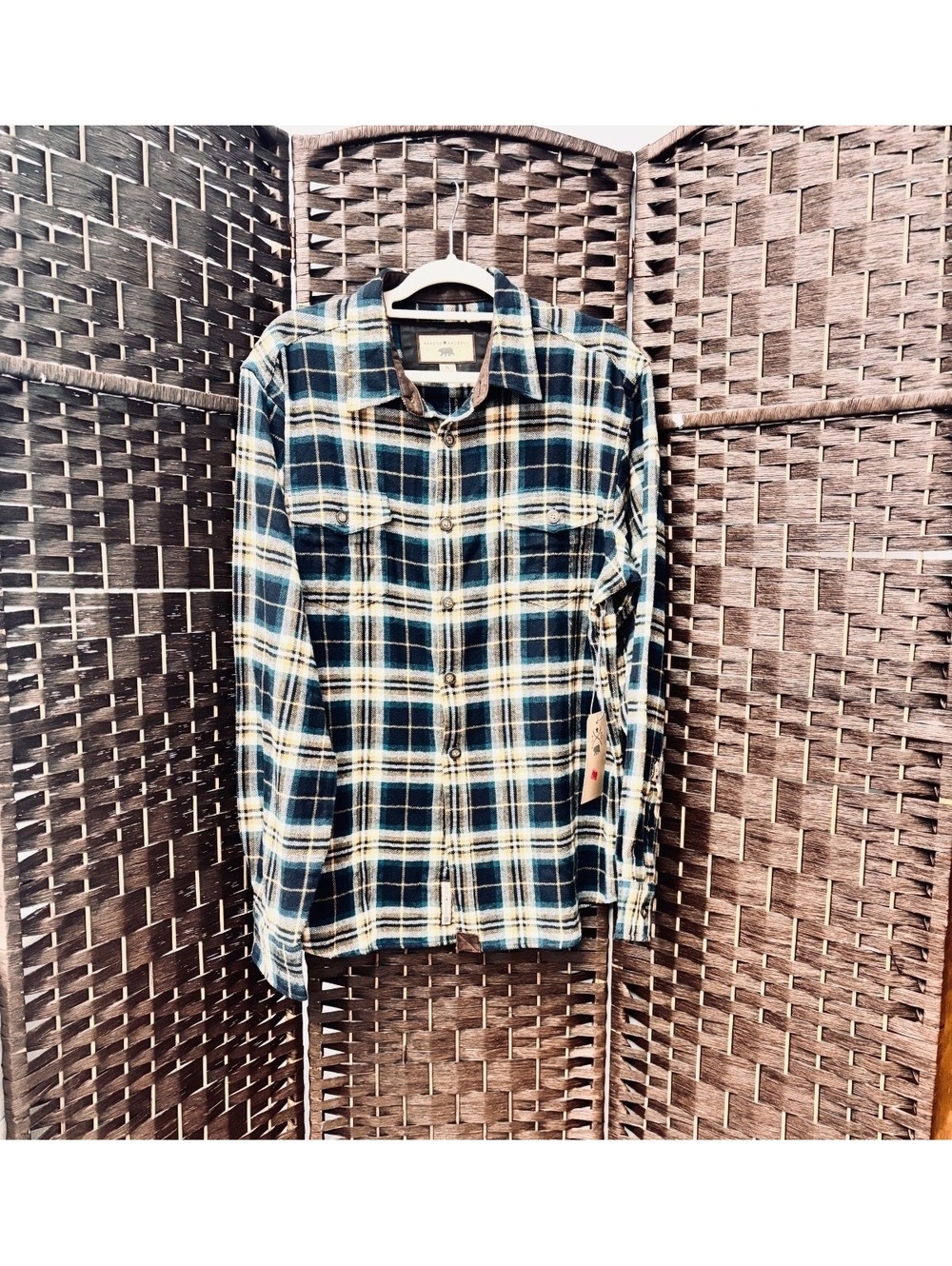 Dakota Grizzly Men's XL Blue and White Plaid Flannel Shirt